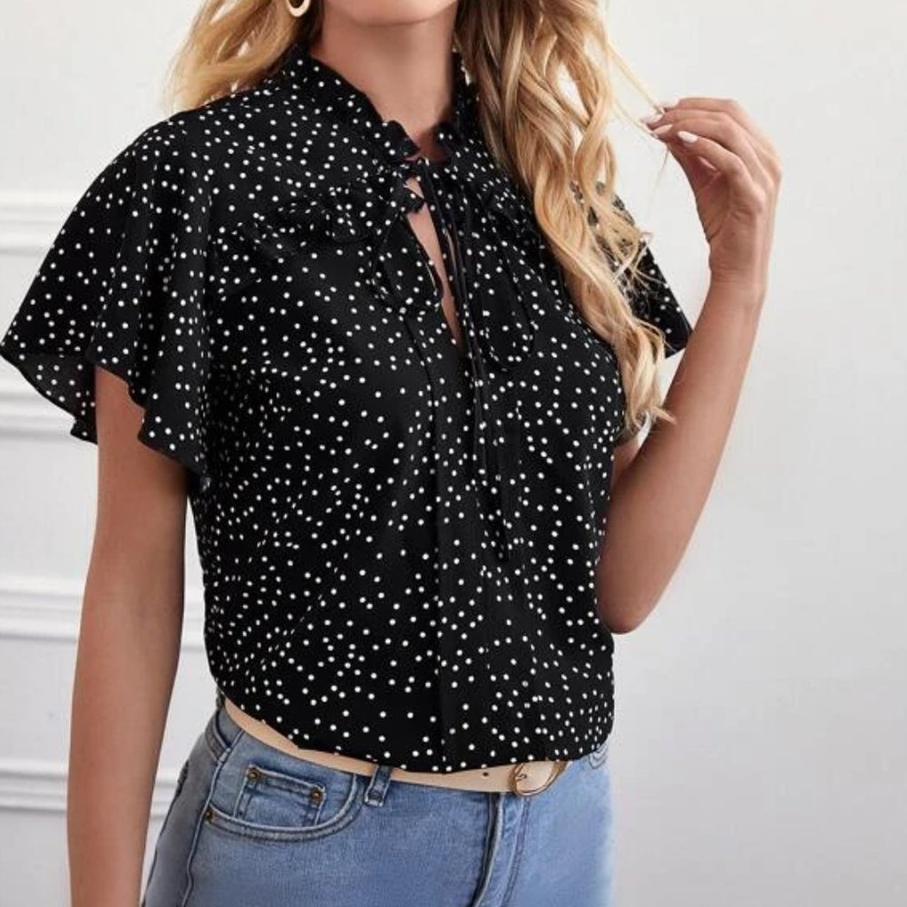 Black and White Polka Dot Top in S